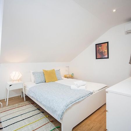 Top-Floor Apartment In Trogir Center Dış mekan fotoğraf