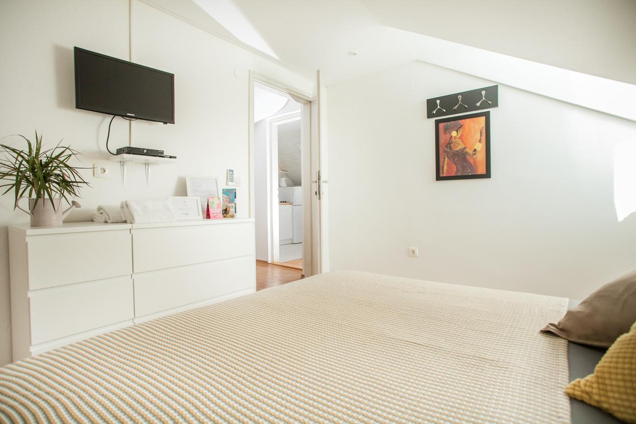 Top-Floor Apartment In Trogir Center Dış mekan fotoğraf